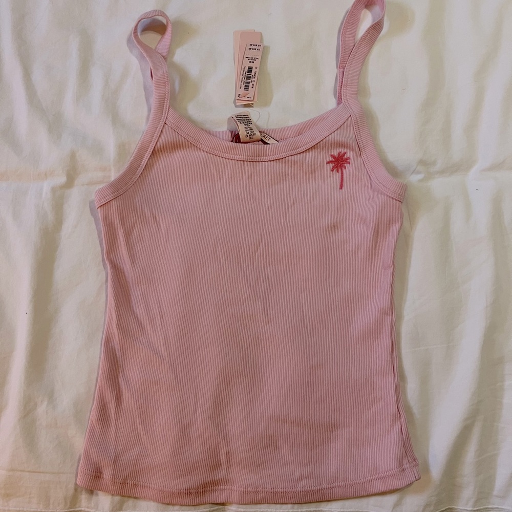 New with tags Victoria’s Secret top size Medium